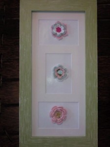 Picture Frame With Crochet Flowers