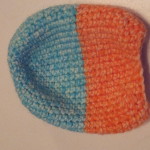 I love Courtney's yarn colors - blue and orange.