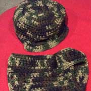 Fiona crocheted this diaper cover and cap set.