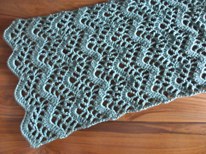 crochet lacy chevron table runner