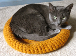 crochet cat bed 1