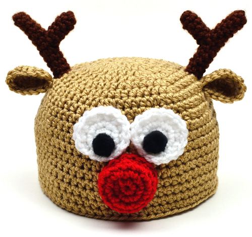 crochet-reindeer-hat