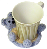 crochet bear-coaster