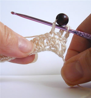 Crochet Spot » Blog Archive » Crochet Pattern: Beaded Eyewear