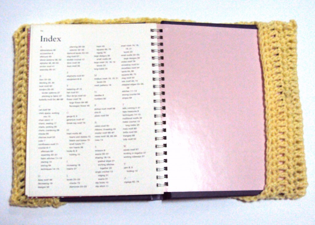 how to crochet a book cover for beginners