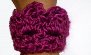 crochet_lace_cuff