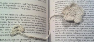 crochet_floral_bookmark