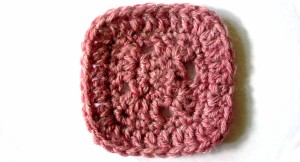 crochet_square_coaster