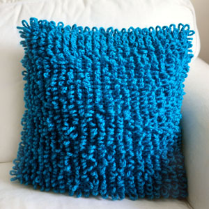 crochet loopy pillow