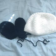 This is a Snoopy hat in progress by Susanne.