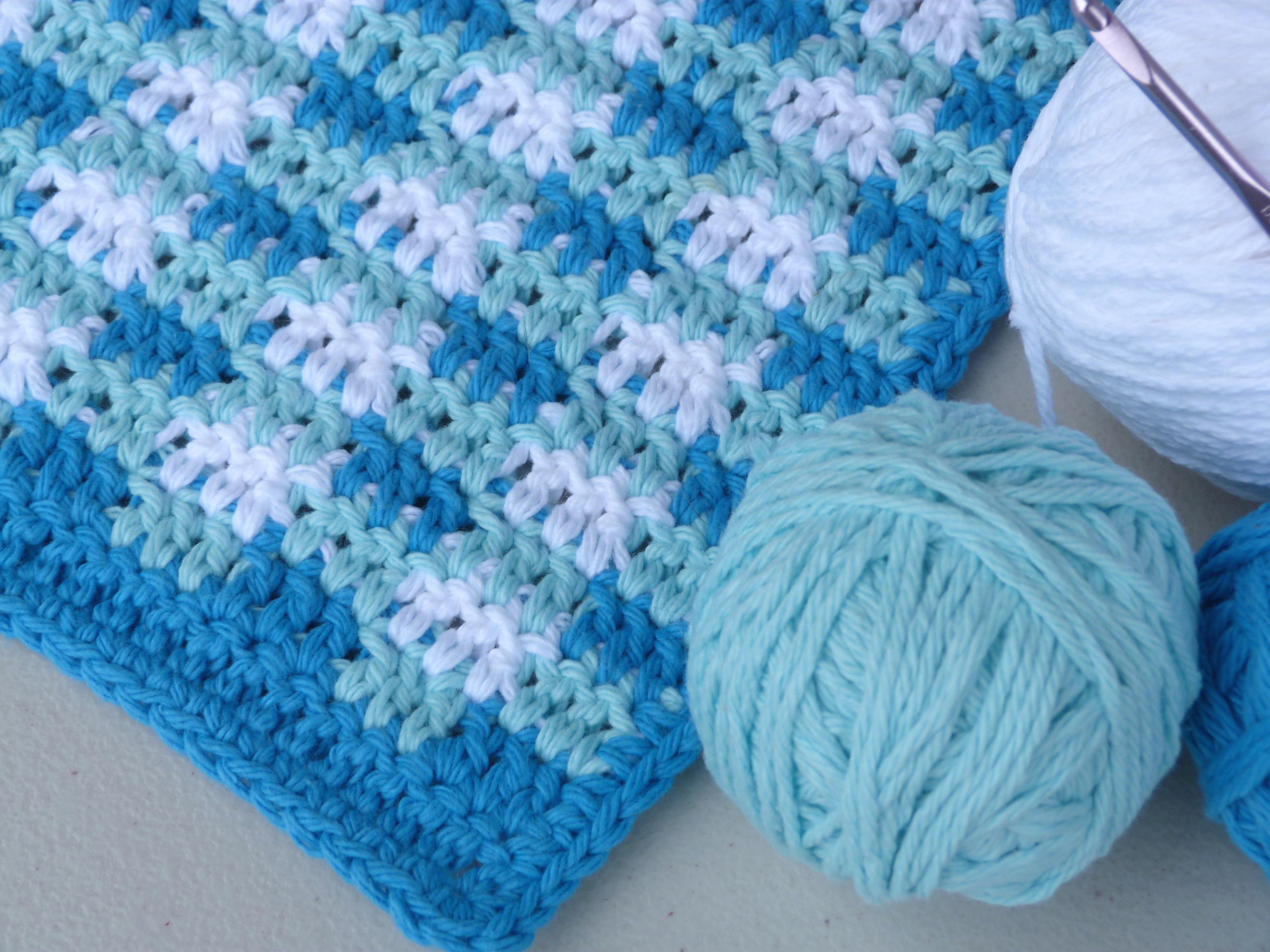 Frozen Plaid Dishcloth Closeup | Crochet Spot